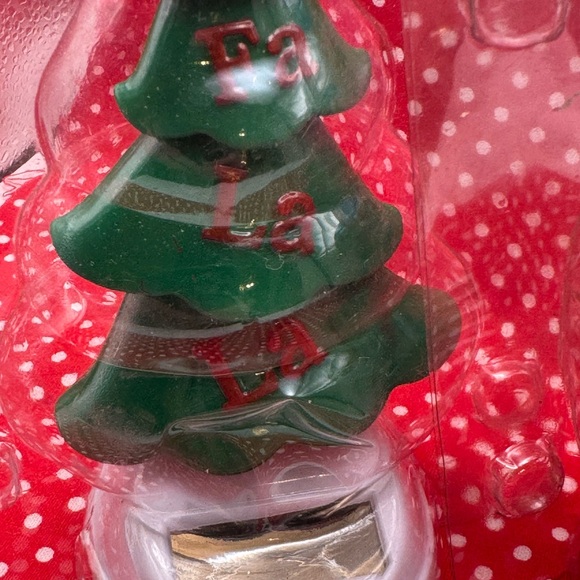 1047-APT Three Holiday Style Christmas Solar Characters Snowman, Santa, Tree New - Picture 3 of 9